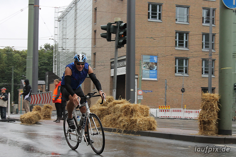 Frankfurter Mainova Halbmarathon 2024 Fotos und Ergebnisse