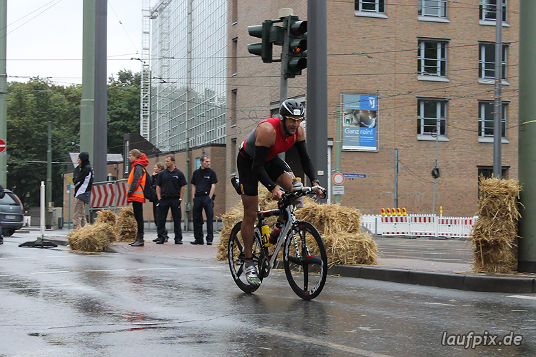 Frankfurter Mainova Halbmarathon 2024 Fotos und Ergebnisse