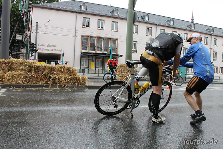 Stuttgarter Silvesterlauf 2025 Fotos und Ergebnisse